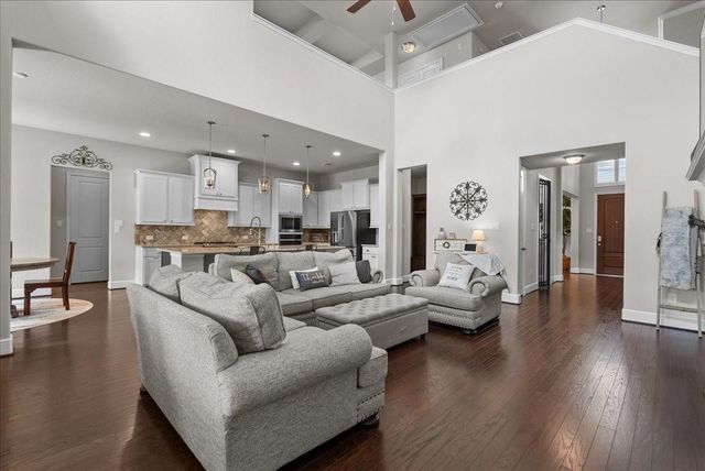 1704 Waterlilly River Lane, League City, TX 77573