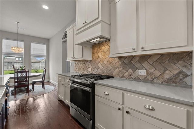 1704 Waterlilly River Lane, League City, TX 77573