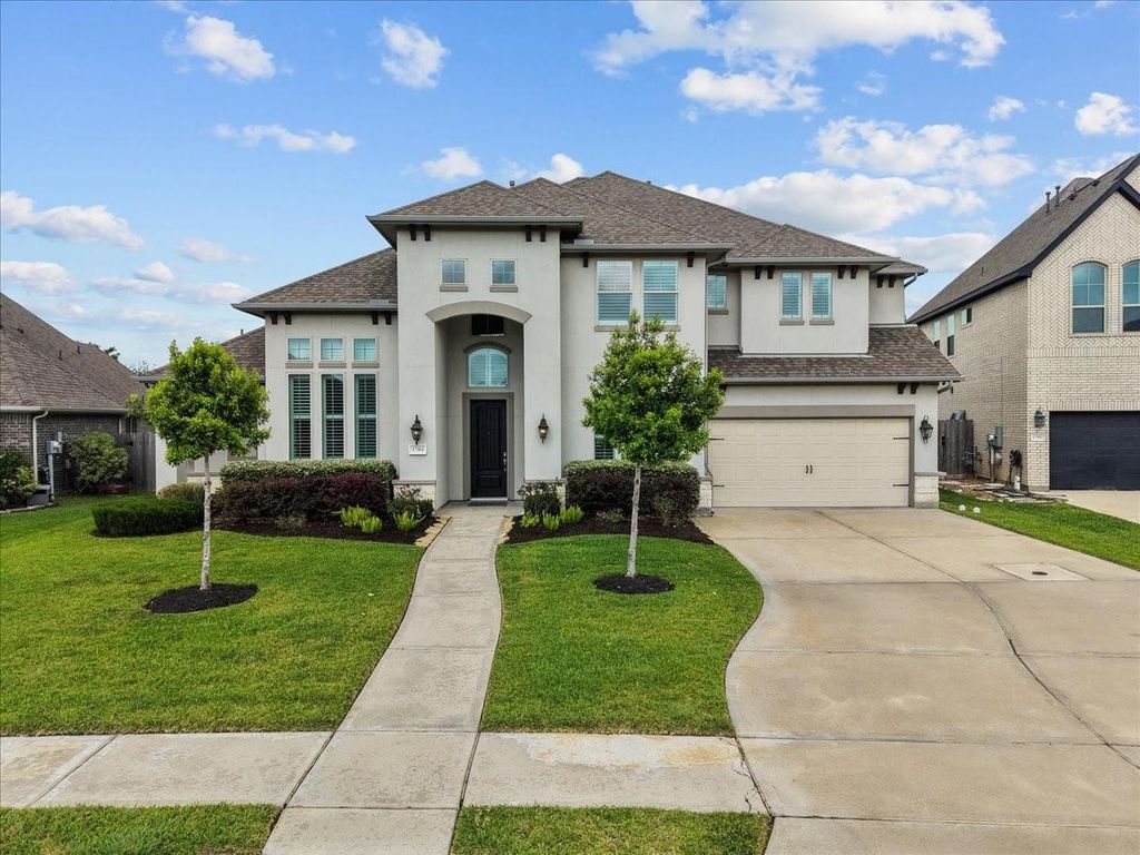 1704 Waterlilly River Lane, League City, TX 77573