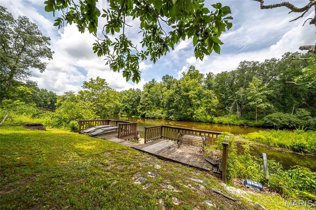 1056 S Deer Trail, Fredericktown, MO 63645