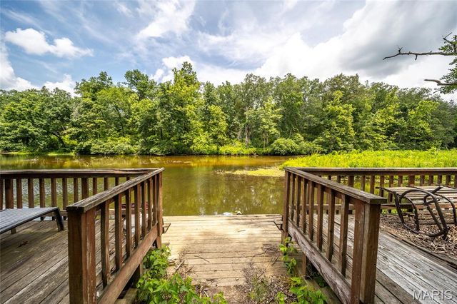 1056 S Deer Trail, Fredericktown, MO 63645