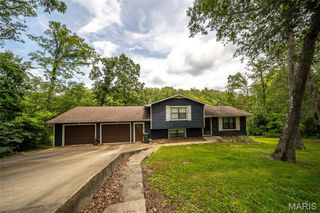 1056 S Deer Trail, Fredericktown, MO 63645