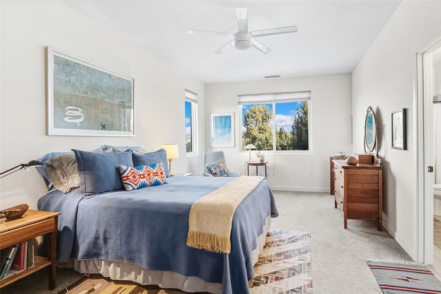 8 Via Harena, Santa Fe, NM 87507