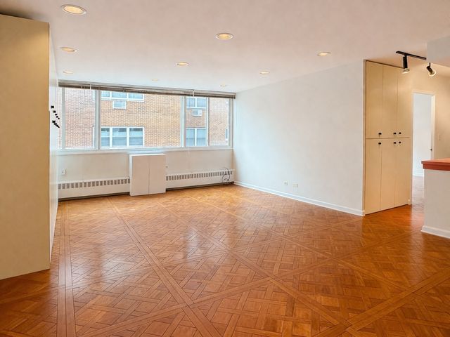 1516 Hinman Avenue 603, Evanston, IL 60201