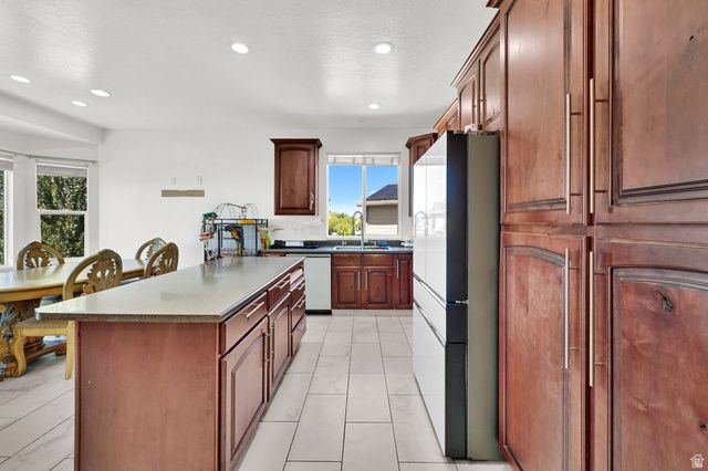 169 N WALTON CT, North Salt Lake, UT 84054