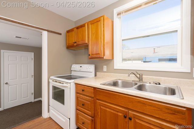 3421 N Genesee Road, Genesee Charter Township, MI 48506