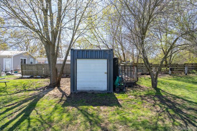 3421 N Genesee Road, Genesee Charter Township, MI 48506