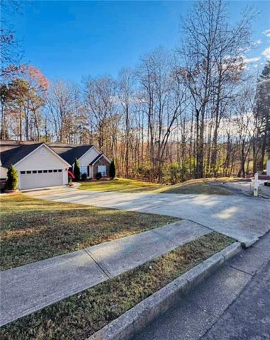 4215 Hamilton walk Drive, Buford, GA 30519