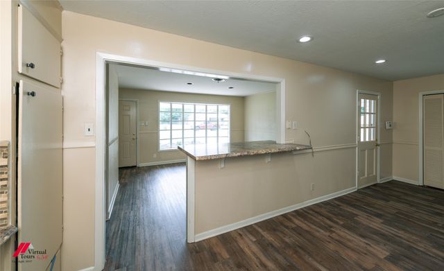 7447 Songwood Drive, Shreveport, LA 71129