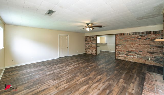 7447 Songwood Drive, Shreveport, LA 71129