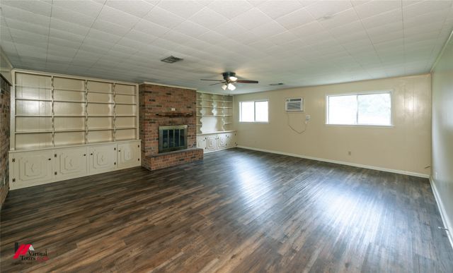 7447 Songwood Drive, Shreveport, LA 71129