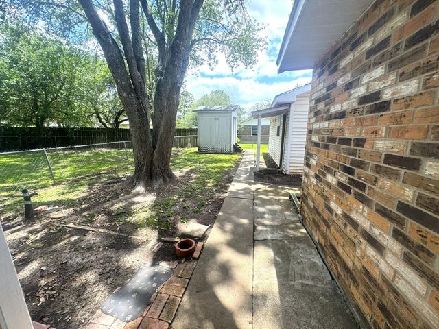 203 Franklin Road, Wharton, TX 77488