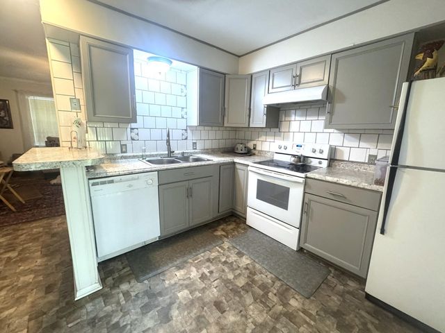 203 Franklin Road, Wharton, TX 77488