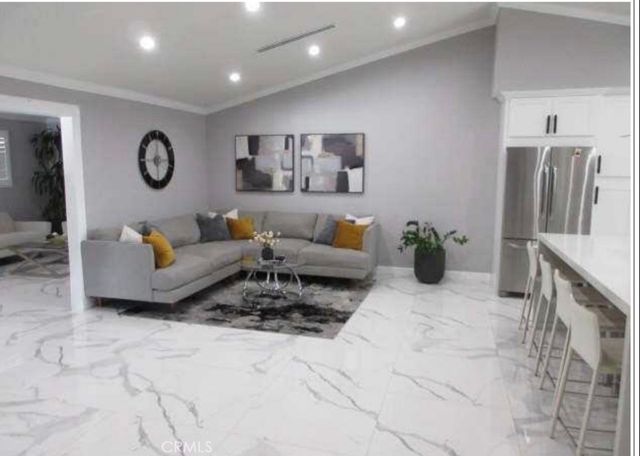 13033 Grade, Sylmar, CA 91342
