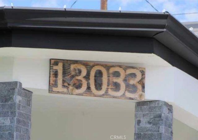13033 Grade, Sylmar, CA 91342