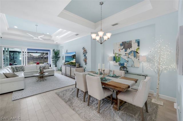 6475 Warwick AVE, Naples, FL 34113