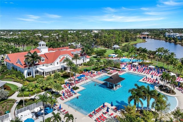 6475 Warwick AVE, Naples, FL 34113