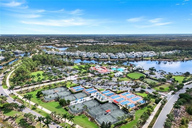 6475 Warwick AVE, Naples, FL 34113