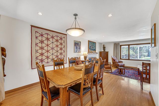 95 Diana Road, Ogden Dunes, IN 46368