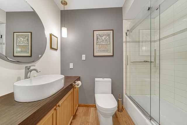 95 Diana Road, Ogden Dunes, IN 46368