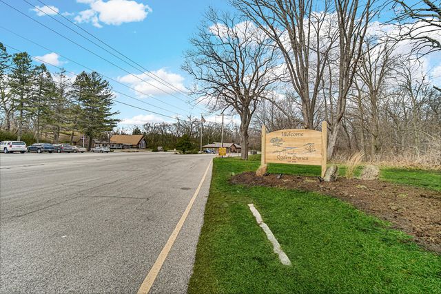 95 Diana Road, Ogden Dunes, IN 46368