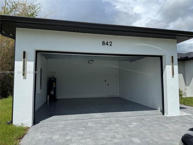 842 Nina Avenue, Lehigh Acres, FL 33974