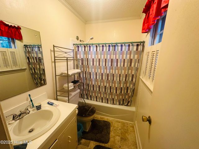 2833 Lisa Lane, Kinston, NC 28504