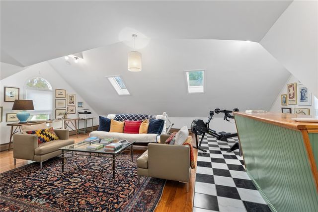 480 Church Avenue, Warwick, RI 02889