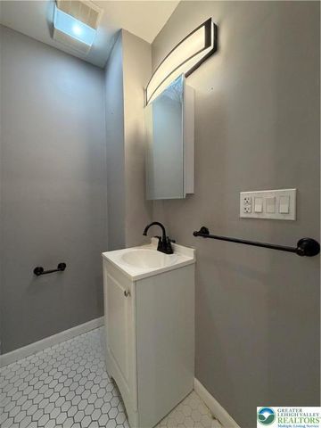 123 2nd Street 302, Easton, PA 18042