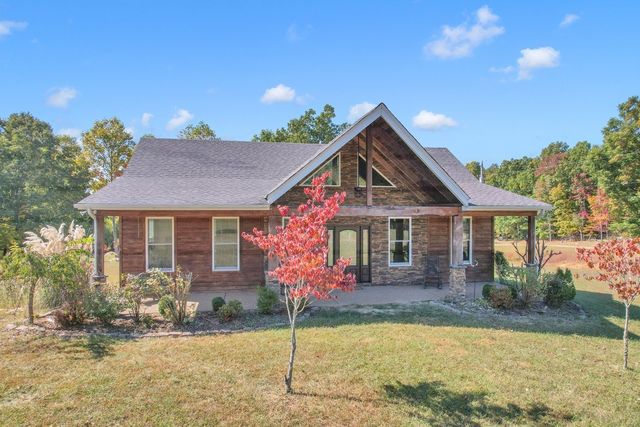 796 Daisy Cir, Cumberland Furnace, TN 37051