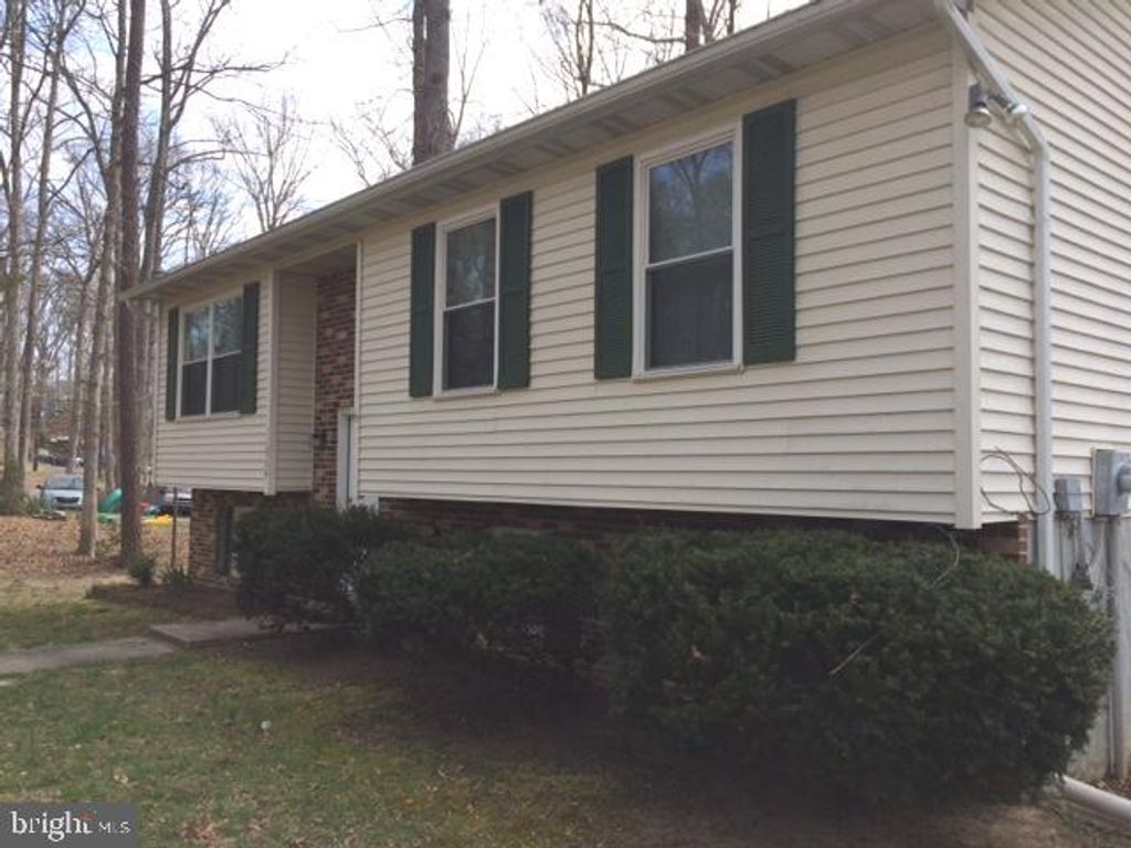 11964 PINE TRL, Lusby, MD 20657