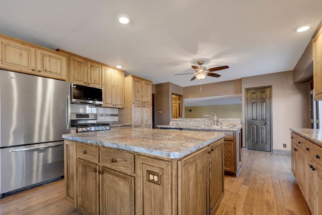 14000 108th Avenue, Orland Park, IL 60467