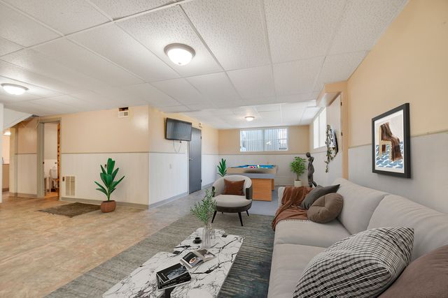 14000 108th Avenue, Orland Park, IL 60467