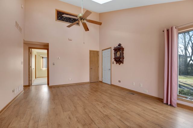 14000 108th Avenue, Orland Park, IL 60467