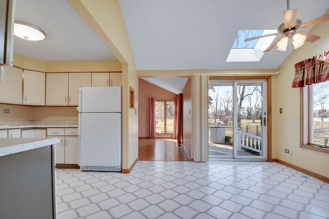 14000 108th Avenue, Orland Park, IL 60467