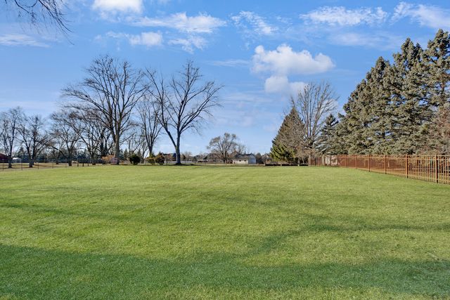 14000 108th Avenue, Orland Park, IL 60467