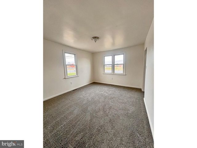 916 FOREST ST, Dover, DE 19904