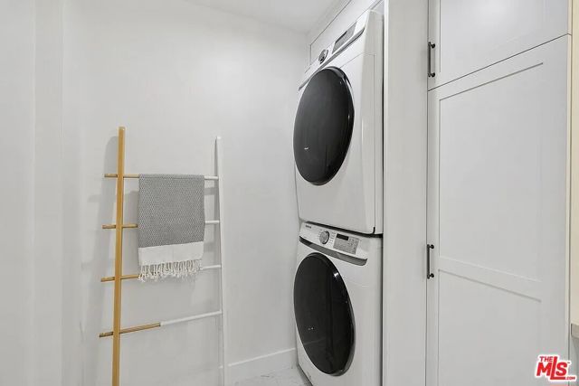 842 11th St 1, Santa Monica, CA 90403