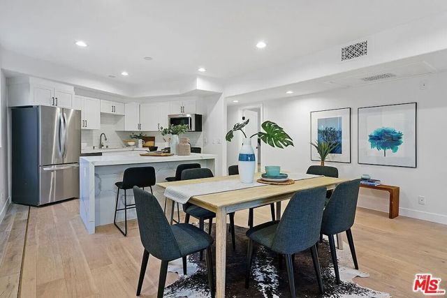 842 11th St 1, Santa Monica, CA 90403