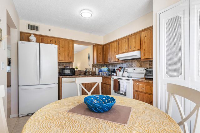 14575 Bonaire Boulevard 209, Delray Beach, FL 33446