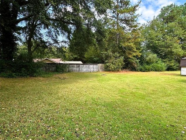 121 Hunt NE Drive, Calhoun, GA 30701