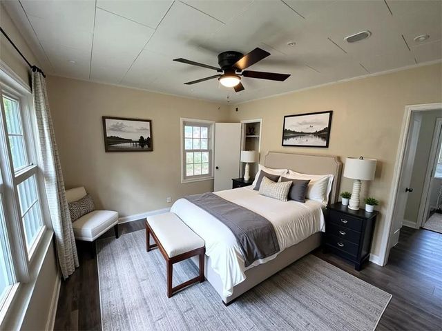 121 Hunt NE Drive, Calhoun, GA 30701