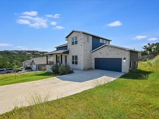3203 Burnside CIR, Lago Vista, TX 78645