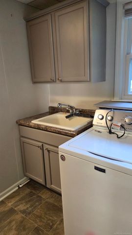 37344 Woodland Street, New Baltimore, MI 48047