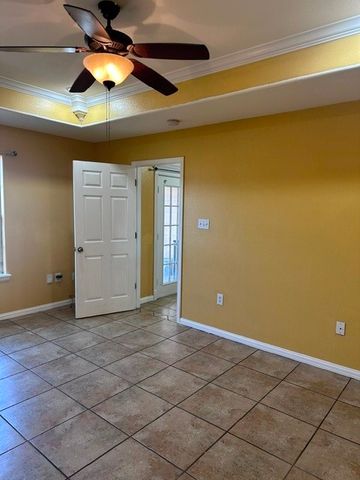 3042 Masterson Dr, Corpus Christi, TX 78415