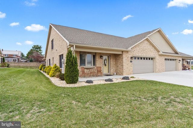 13366 MARQUISE DR, Hagerstown, MD 21742