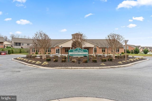 13366 MARQUISE DR, Hagerstown, MD 21742