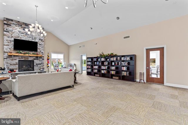 13366 MARQUISE DR, Hagerstown, MD 21742