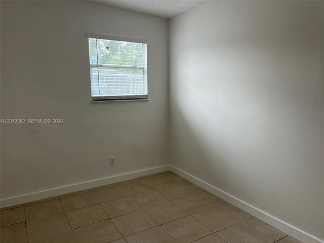 4245 NW 24th Avenue, Miami, FL 33142