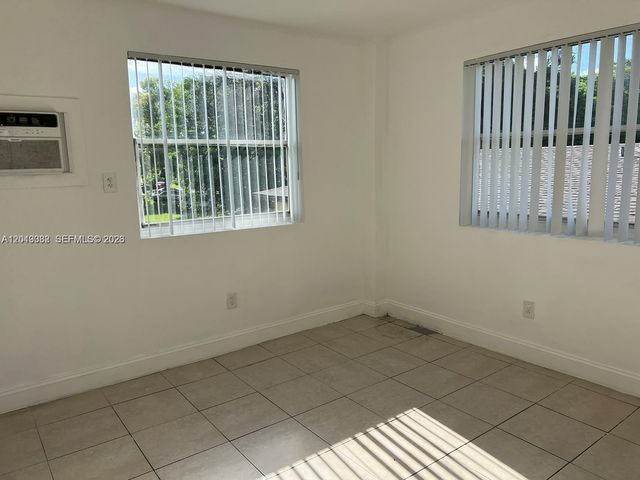 4245 NW 24th Avenue, Miami, FL 33142